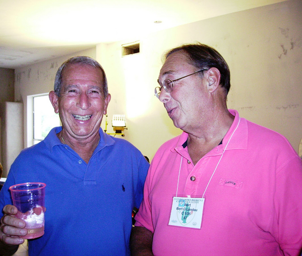 We can laugh now!
Capt Dave Collins, Company Commander of C-1-35, shares a light moment with Lt Bert Landau, his FO with the 2/9th FA a few years ago.
