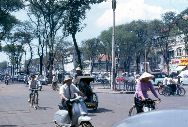 Streets of Saigon
The hustle and bustle of the main boulevard.
