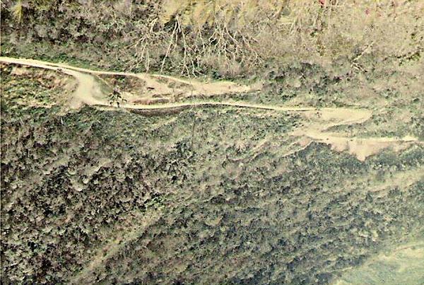 Going Thru the Pass
This is Highway 19 as it leads through the Mang Yang Pass.
