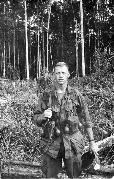 Lt Revera
This is Lt Revera; photo taken at LZ Lane, 14Nov66.
