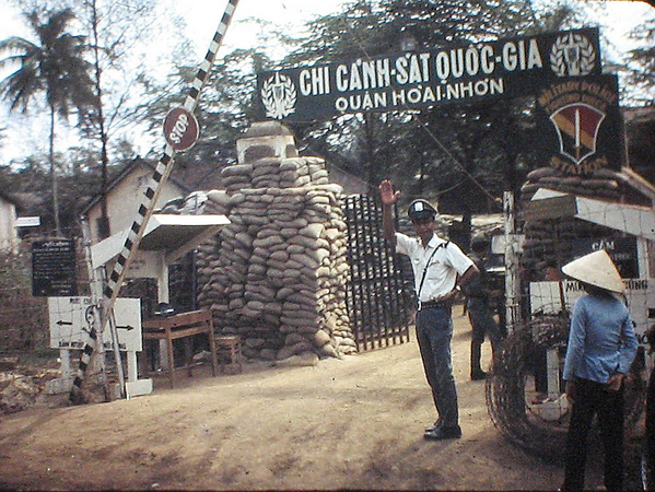 Sights & Scenes
Friendly gate guard waves
