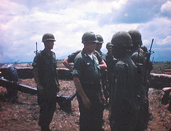 MajGen Swede Larsen
Major General Swede Larsen presents Lt Ed Thomas with the Bronze Star award with "V" device.
