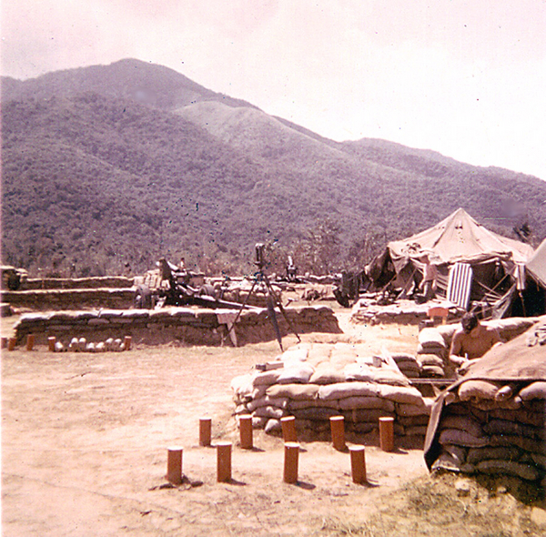 Bravo Battery located at LZ Illini
Note the M2 Aiming Circle and the bore calibration board.
