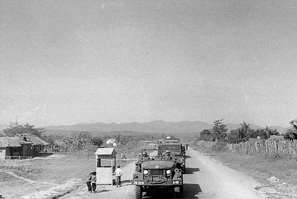 Convoy sights
Now the question is:  Was is a toll booth or a lemonade stand?
