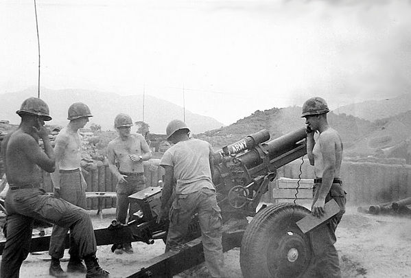 LZ Uplift
RTO is Cpl John Kuntz, PFC Hourigan is the Gunner, Sp4 Ernest Johnson is the Asst Gunner, Sp4 Kurt Krabbe is the Loader, and PFC Jones has his foot on the trail.
