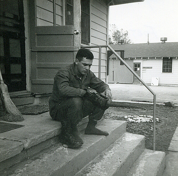 Boot polishing
If I want to get out of lovely Ft Sill and their AIT program, these things had better shine!
