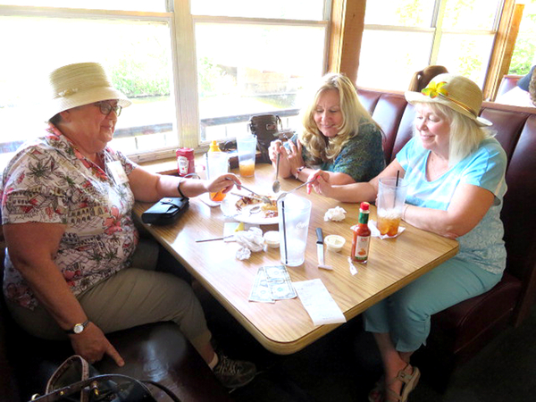 Ladies' Lunch
Left to Right: Joanne Wilson, Cindy Schmidt, and Martha Henderson

Photo courtesy of Barbara Moeller
