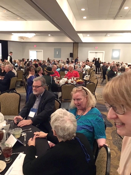 Packed!
Everyone enjoyed a trip to the Lexington Hotel Hospitality Suite!  Lots of gulping and gabbing...and having a great time renewing friendships long past the days of Nam.
