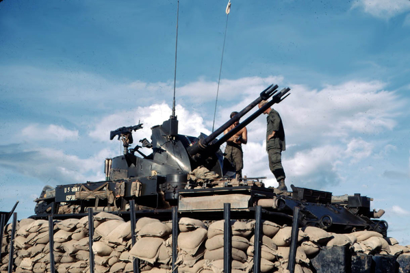 Twin Duster
Fully emplaced and ready for action.  This M42 is sandbagged supported by engineering stakes.  They did a good job getting all that cosmoline off.
