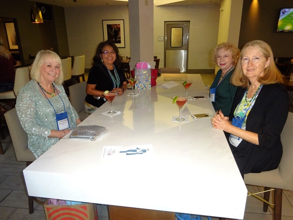 Ladies Table
Ms Martha Henderson, wife of 35th President Joe Henderson, along with friends.
