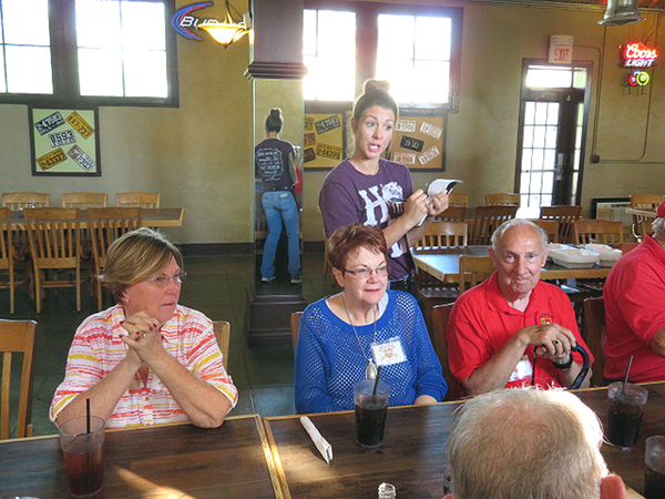 Old Plantation - Thurs Evening Dinner
The waitress is taking orders now.

From Left: Carolyn Skidmore; Marie & Dave Scott

Photo courtesy of Barbara Moeller
